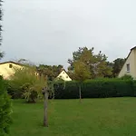 Gartentraum Mit Tollem Rasengarten