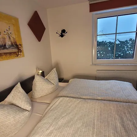 Apartmán Gartentraum Mit Tollem Rasengarten Karlshagen