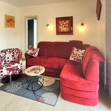 Gartentraum Mit Tollem Rasengarten Apartmán *