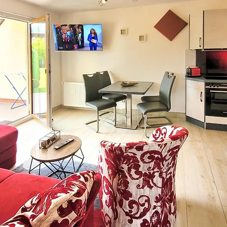 Gartentraum Mit Tollem Rasengarten Apartmán Karlshagen