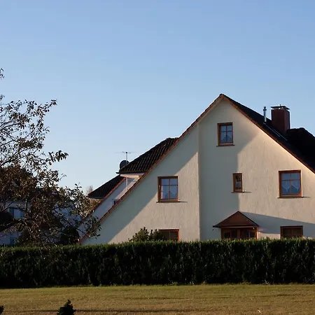 Gartentraum Mit Tollem Rasengarten Apartmán Karlshagen